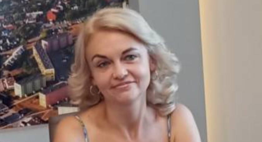 Inna Mekheda pochodzi z Winnicy, przez ostatnie lata mieszkała i pracowała w Kijowie. Z wykształcenia jest pedagogiem i menadżerem ekonomistą. Na Ukrainie pracowała jako nauczyciel, ale także jako specjalista i kierownik ds. logistyki. Po przyjeździe do Polski w marcu br. rozpoczęła pracę w SP nr 9 