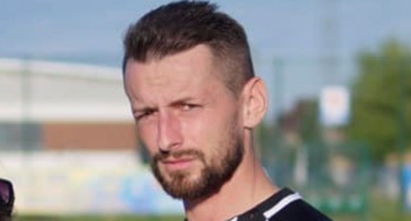 Na zdjęciu: Mirosław Kalista strzelec bramki i trener Arki