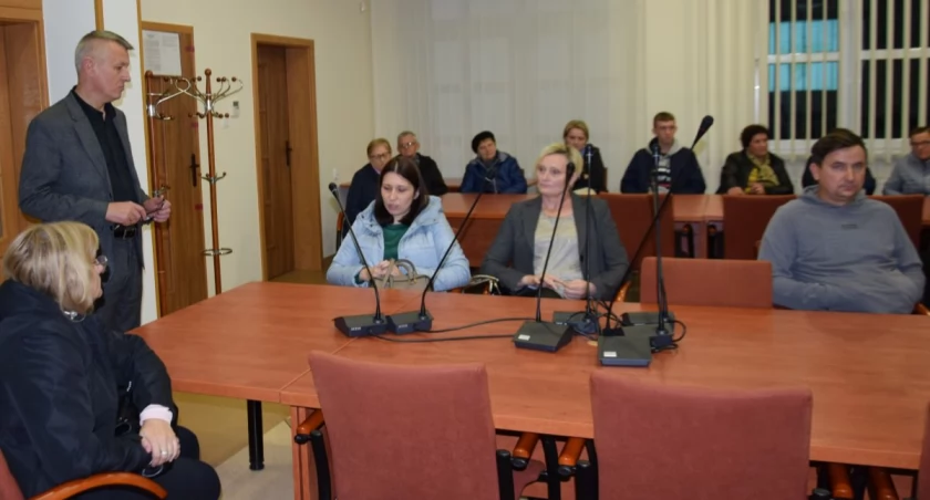 Zgłaszane przez mieszkańców sugestie na spotkaniach konsultacyjnych zostaną wzięte pod uwagę przy konstruowaniu rozkładów jazdy busów na 2024 rok. 