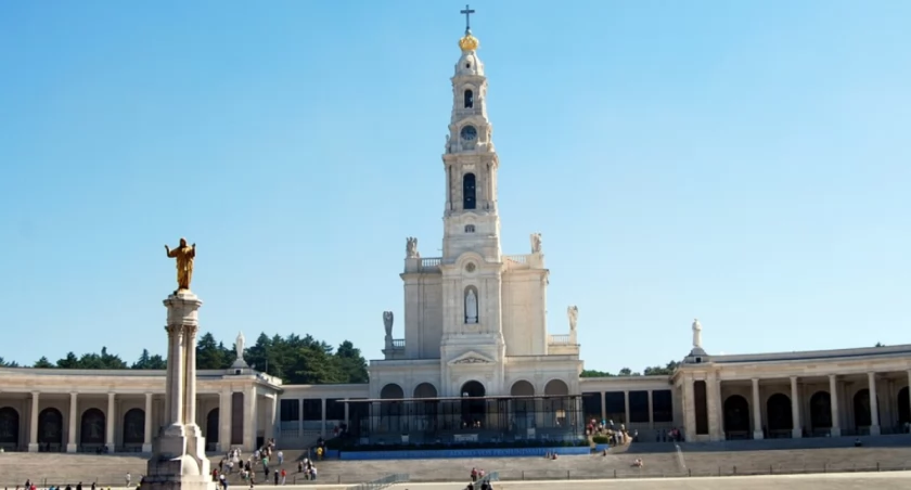 Na zdjęciu: Sanktuarium w Fatimie