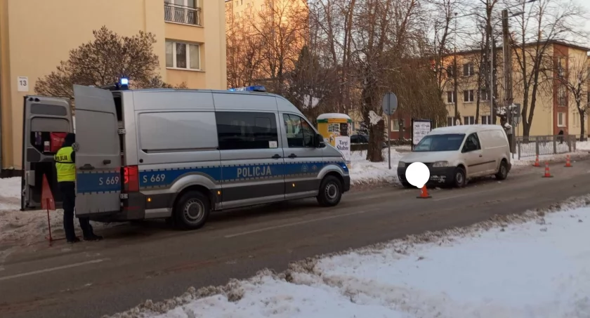 Po potrąceniu do szpitala trafiła seniorka