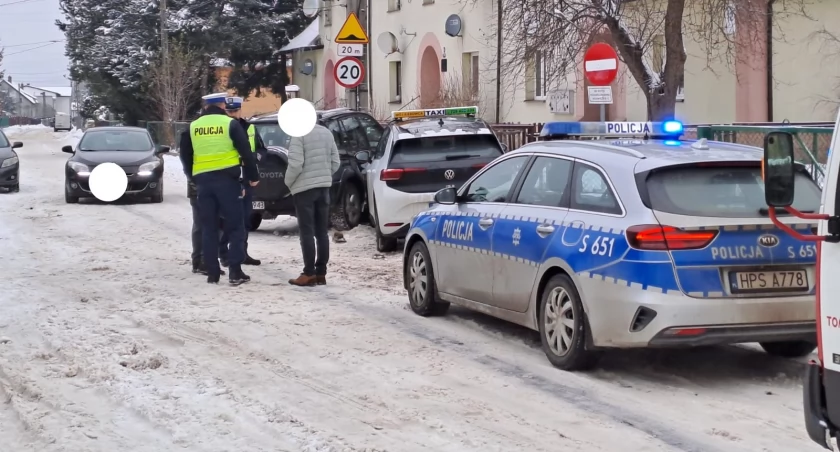 Do zderzenia dwóch aut doszło po godz. 12