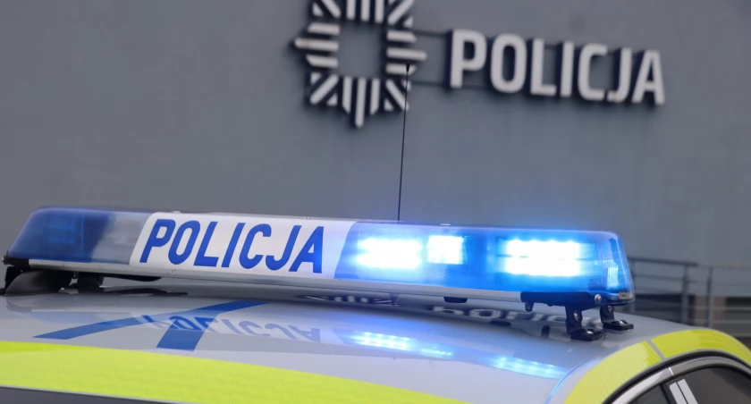 W trakcie kontroli sytuacja nie uspokoiła się. Wręcz przeciwnie. Z każdą kolejną upływającą minutą stała się napięta