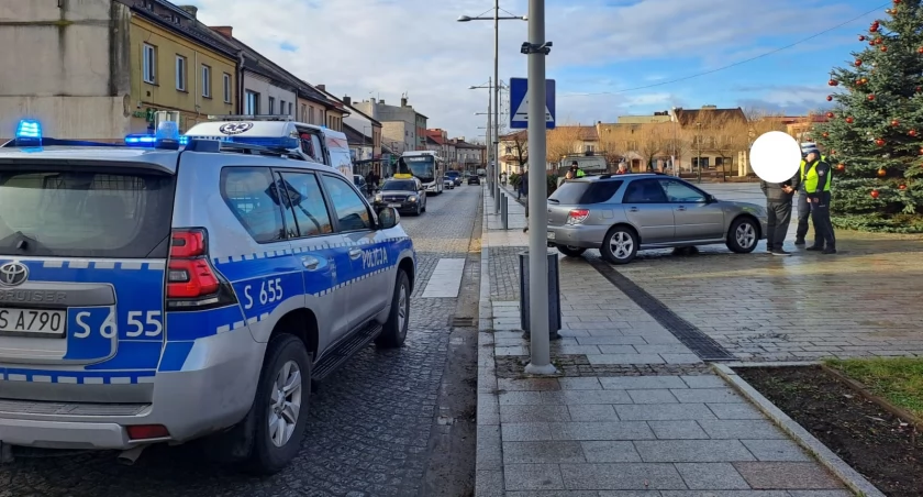 Do potrącenia na oznakowanym przejściu dla pieszych doszło przed godz. 13