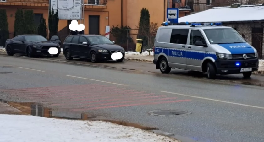 W jakich okolicznościach doszło do kolizji? To wyjaśniają obecnie mundurowi z KPP