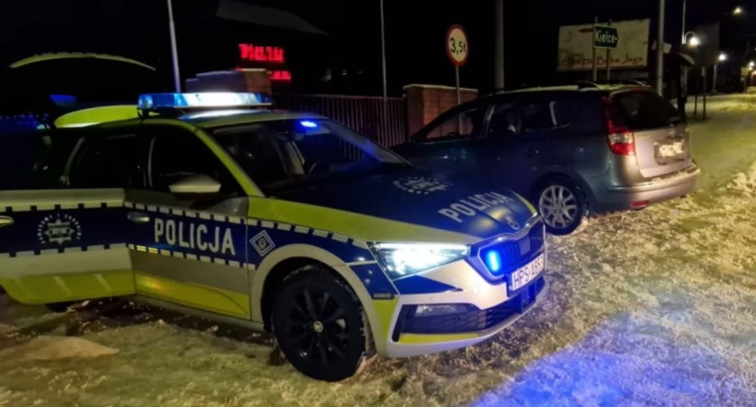 Jak relacjonował st.asp. Artur Majchrzak z zespołu prasowego Komendy Wojewódzkiej Policji w Kielcach, w miejscowości Święta Katarzyna (powiat kielecki) 42-latek kierujący hyundaiem został zatrzymany do kontroli