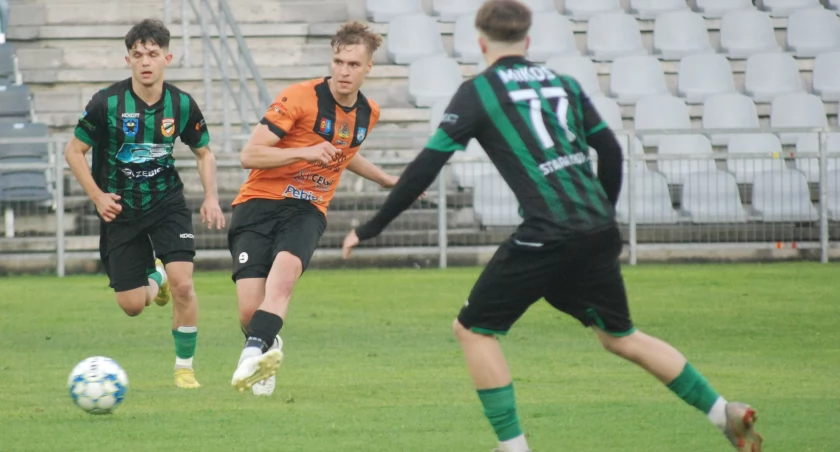 Piąta runda z udziałem futbolistów Staru Starachowice odbędzie się 3 kwietnia