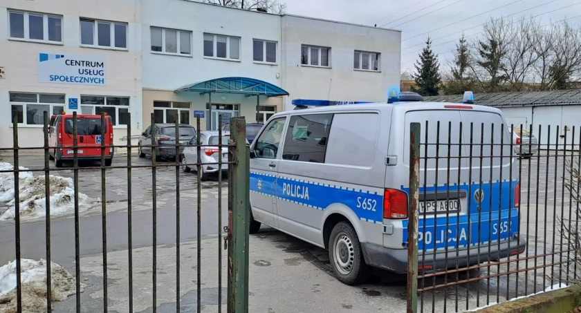 26 stycznia, ok. godz. 13 w CUS w Starachowicach pojawili się policjanci 