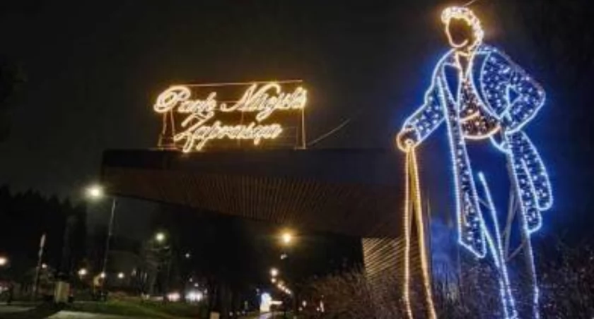 Konkursy, Starachowice zostały świetlną stolicą Polski - zdjęcie, fotografia