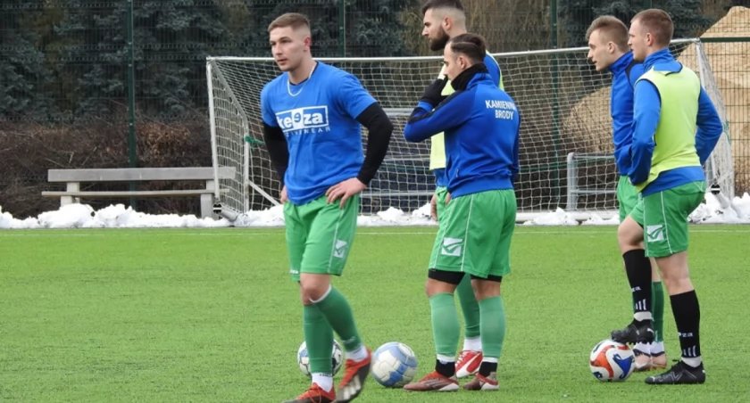 Jednym ze sprawdzanych w formacji defensywnej graczy był Krystian Orczyk, który jeszcze w rundzie jesiennej występował w zespole beniaminka RS Active IV ligi