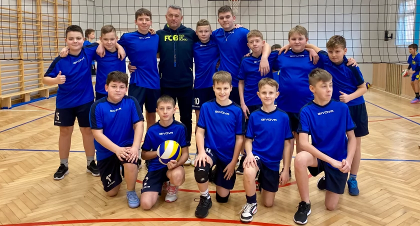 Reprezentanci SP nr 12 nie tylko obronili tytuł najlepszej ekipy w grodzie nad Kamienną