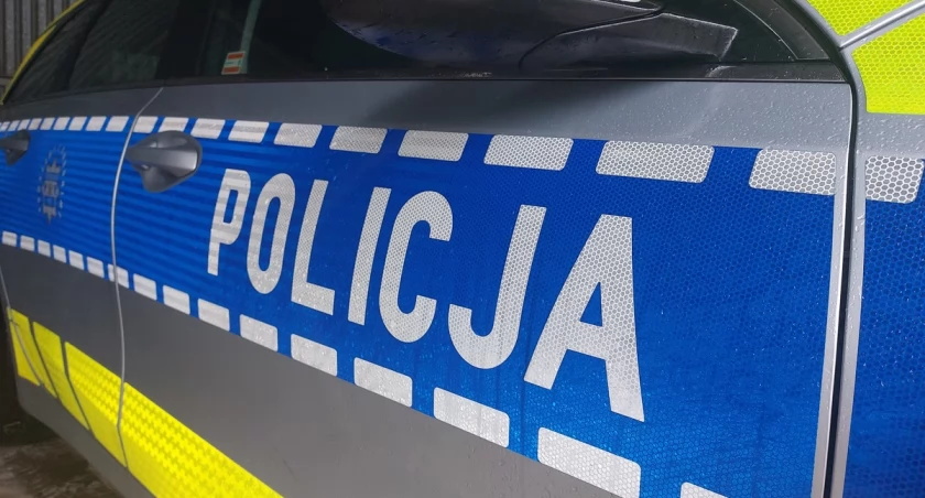 Agresywny 38-latek ostatecznie trafił do pomieszczenia dla osób zatrzymanych starachowickiej KPP.