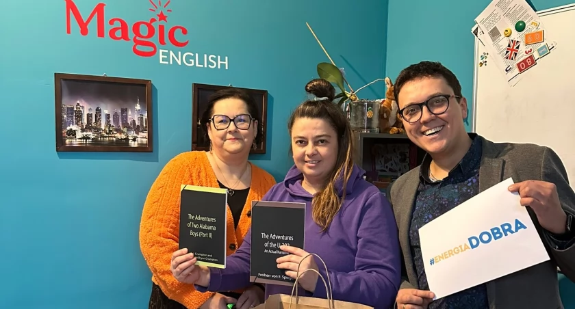 Zdjęcie: Agnieszka Idzik-Napiórkowska, prezes stowarzyszenia STO, Eliza Pytel, właścicielka Magic English, Piotr Babicki, prezes stowarzyszenia JES 