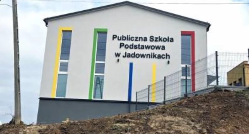 Inwestycje, sportowa Pawłów gotowa kiedy otwarcie - zdjęcie, fotografia