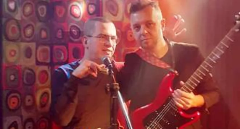 Pasje, Harmonijne dźwięki Karola Sadowskiego - zdjęcie, fotografia