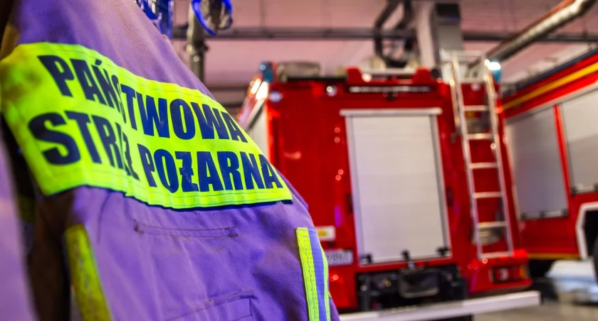 Do czasu przyjazdu zespołu ratownictwa medycznego, starachowiczanin znajdował się pod opieką strażaków