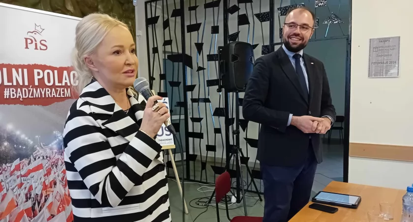 Agnieszka Kuś witała oficjalnie prof. Ksztofa Szczuckeigo w Starachowicach