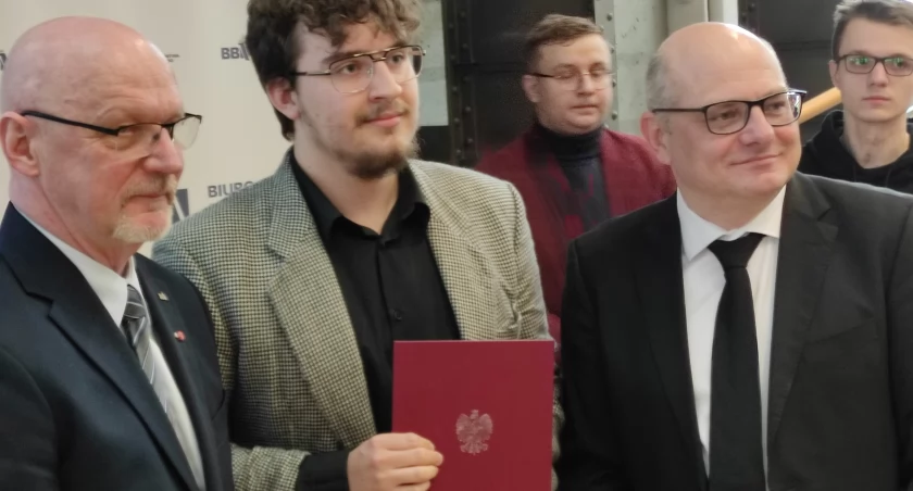 Igor Wargas otrzymał nagrode i listy gratulacyjny od prezydneta Polski