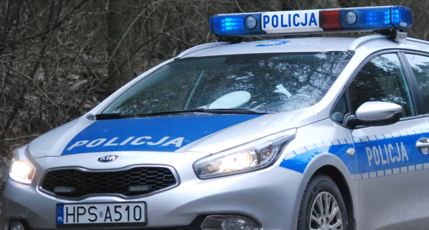 Postępowanie w sprawie tego, co wydarzyło się w jednym ze sklepów w Wąchocku prowadzą policjanci 