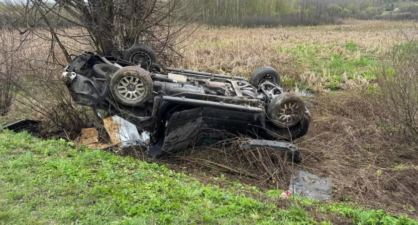 Przed godz. 16 służby poderwał alarm dotyczący zdarzenia na drodze 
