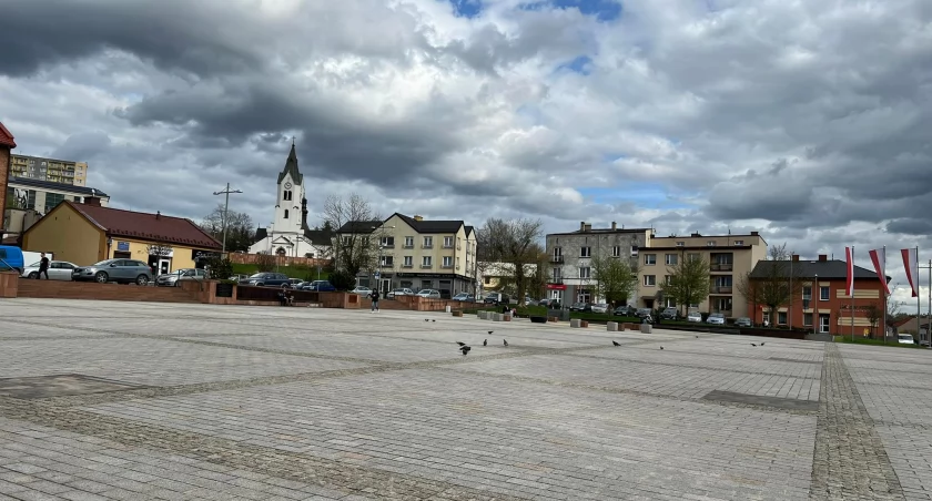 Na pamiątkę pobytu Staffa w Starachowicach w przestrzeni starachowickiego rynku pojawi się ławeczka Staffa... 