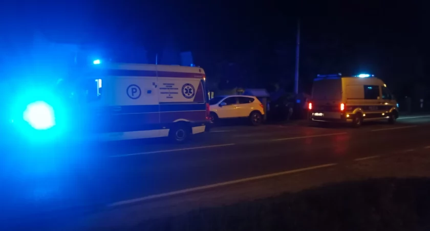 Do wypadku z udziałem kierującego autem oraz pieszego doszło w czwartek wieczorem