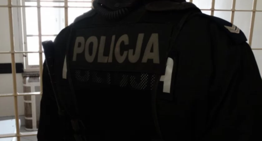 Polcijanci z KPP Starachowice starają się wpaść na trop złodzieja 