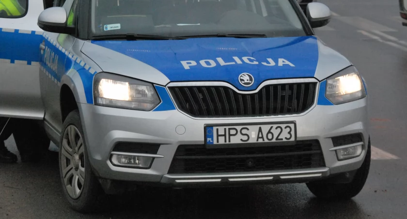 Policjanci z KP Bodzentyn zatrzymali mężczyznę, który w takim stanie nie powinien wsiadać za kółko