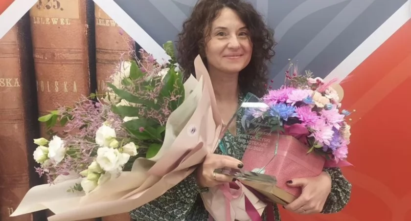 Szczęśliwa i spełniona zawodowo kobieta... - Kochani, Wasze gratulacje i dobre słowa sprawiły, że ten dzień stał się jeszcze piękniejszy. Dziękuję wszystkim - napisała M. Mroczek, zaraz po rozdaniu nagród. 