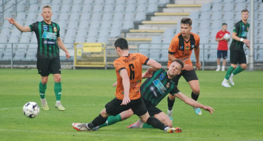W finale rozegranym w czerwcu ub. roku Star uległ 2:3 KSZO 1929 Ostrowiec Św. 