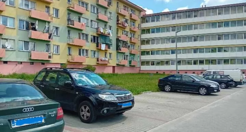 Mimo zainteresowania niektórych osób dzierżawą miejsc postojowych jest wiele głosów sprzeciwu dla tego pomysłu 