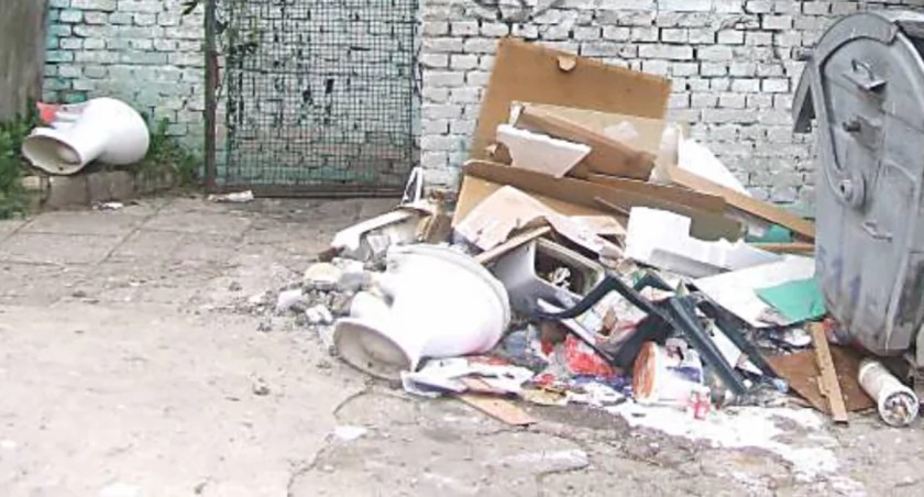 Elementy z demontażu łazienki nie mogą byc wyrzucane na śmietnik