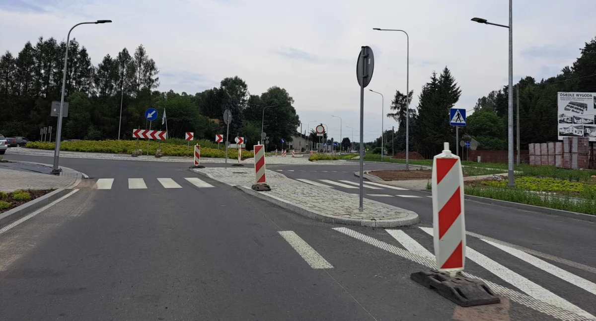 Mimo skończonych prac, na rondzie wciąż obowiązuje ruch wahadłowy 