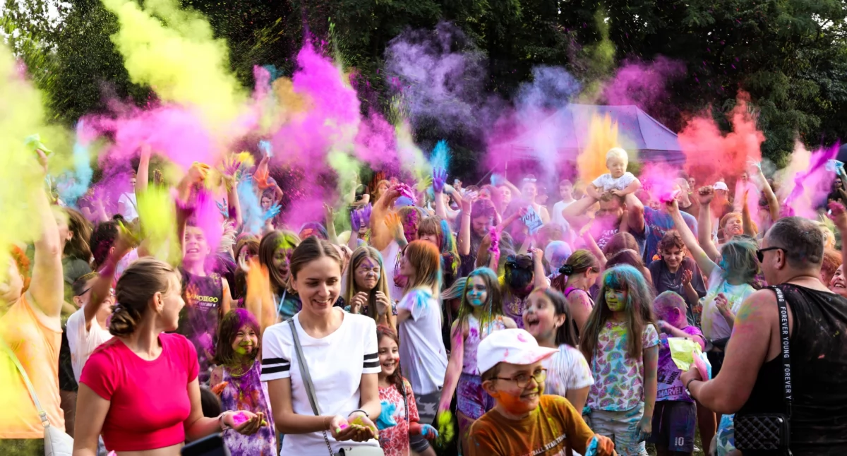 Materiały promocyjne, Festiwal baniek Kolor rusza Centrum Galardia - zdjęcie, fotografia