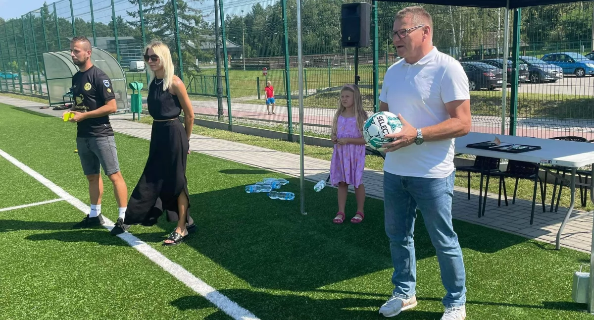 Piłka nożna, Starachowicka Szóstek wróciła letniej przerwie okaże triumfatorem piłkarskich rozgrywek - zdjęcie, fotografia