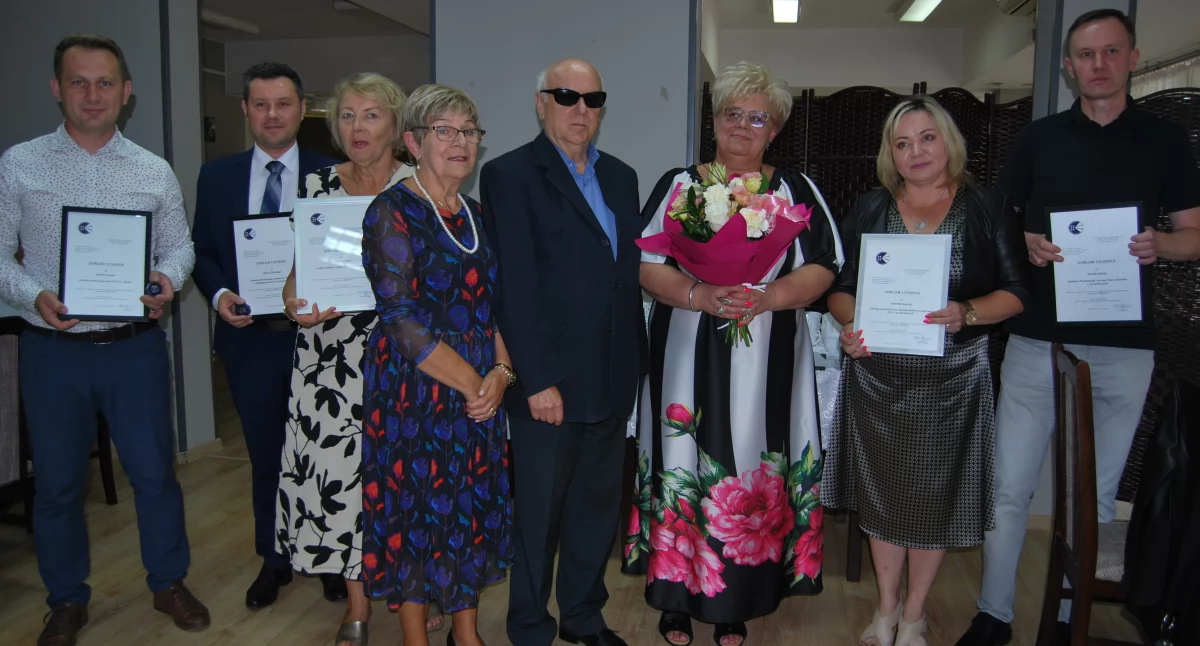 Kolejne sześć osób otrzymało odznaki osób Przyjaciel osób niewidomych, w sumie ciągu ostatnich 17 lat wręczono ok. 50 odznaczeń 