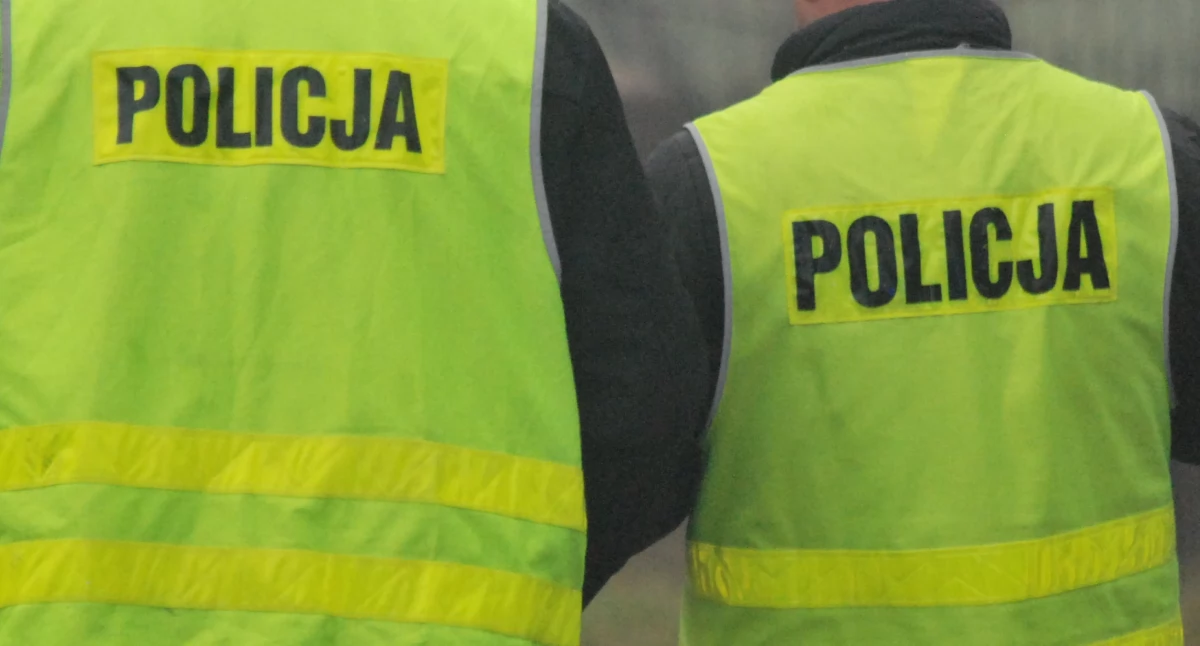 Kronika policyjna, Miał blisko promile organizmie alarm poderwał służby - zdjęcie, fotografia