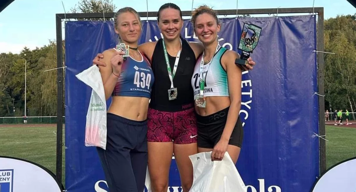 Lekkoatletyka, Reprezentanci starachowickiej Juventy Cerrad zawodach Stalowej Wiktoria Smalec Peryt podium - zdjęcie, fotografia