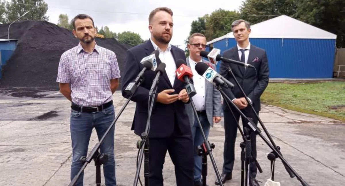 Inauguracja budowy spalarni była doniosłym wydarzeniem w historii miasta... 