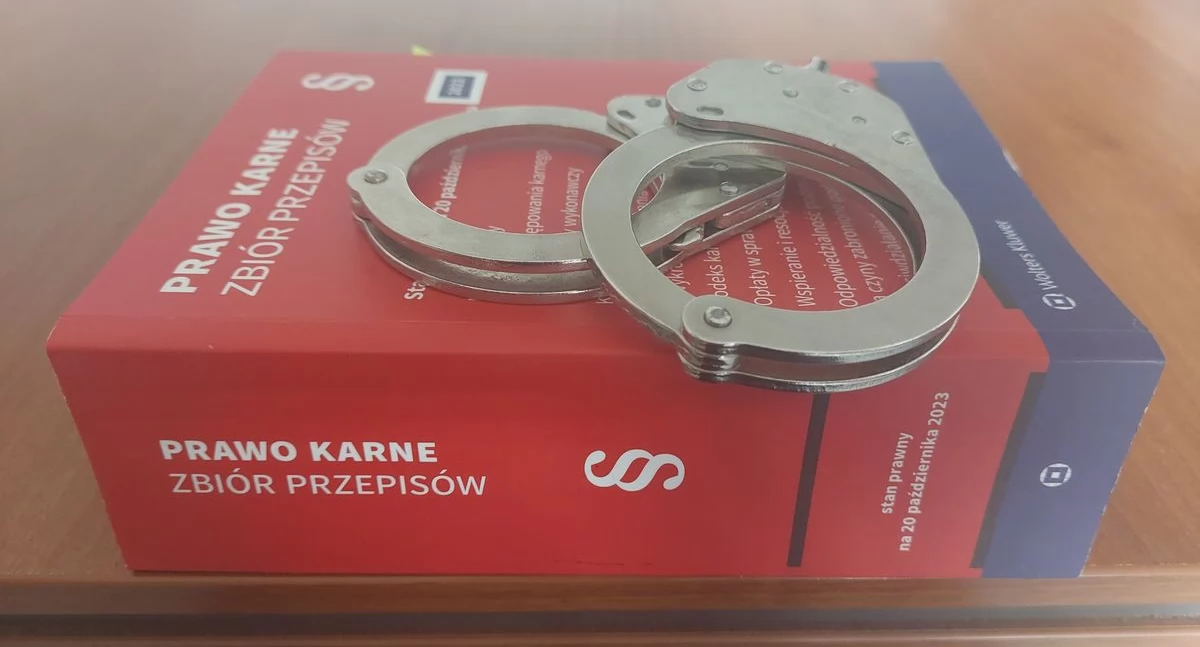 Kronika policyjna, Pobicie Starachowicach Sześć osób zatrzymanych przez policję - zdjęcie, fotografia