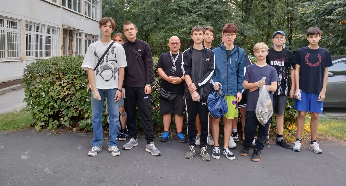 Wydarzenia, Uczniowie straży czystej ziemi - zdjęcie, fotografia