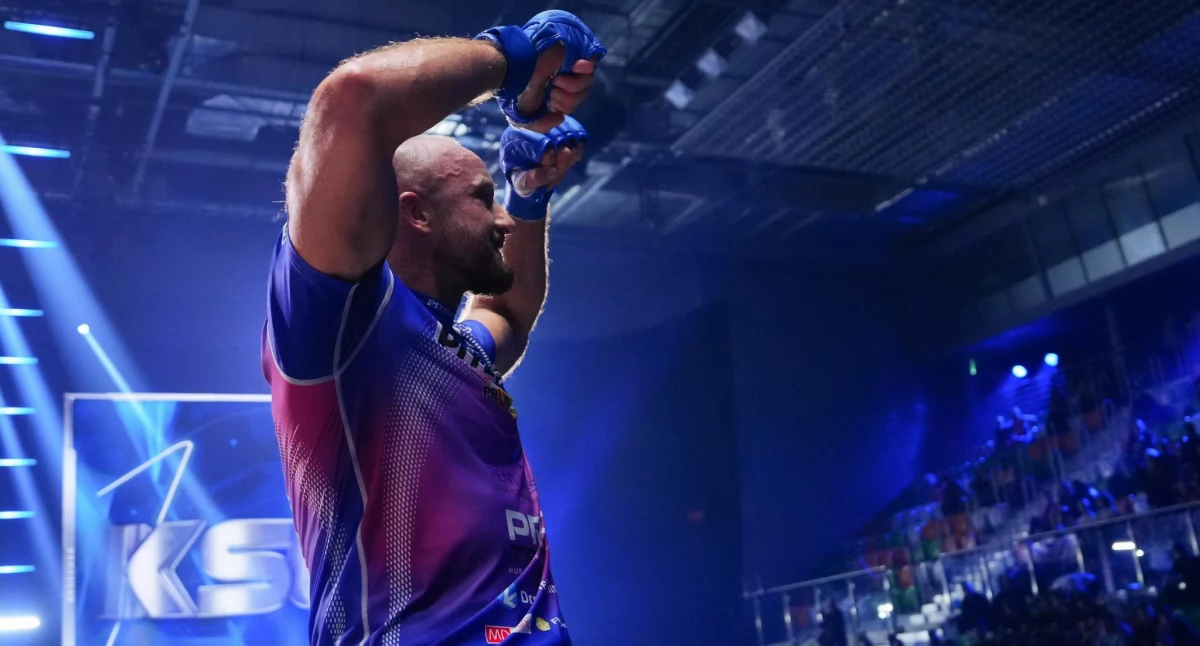 Sporty walki, Były fighter Dragona Starachowice pokonał Krzysztofa Głowackiego Dawid Kasperski potwierdził wysoką formę - zdjęcie, fotografia