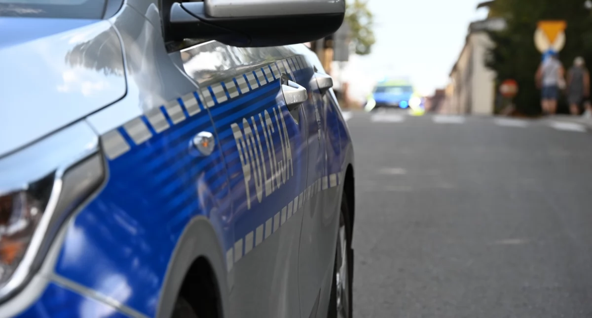 Kronika policyjna, wypadku Mircu Motocyklista potrącił rowerzystę - zdjęcie, fotografia