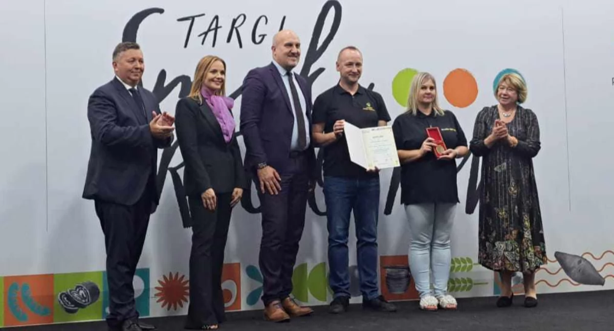 Rolnictwo, Złoty medal Dobrej Pszczoły - zdjęcie, fotografia