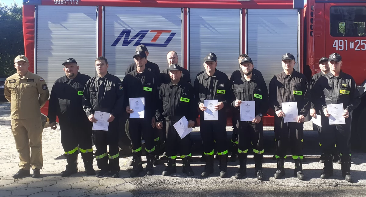 Straż Pożarna, Szkolenie strażaków powiatu starachowickiego ratowników cennymi umiejętnościami - zdjęcie, fotografia