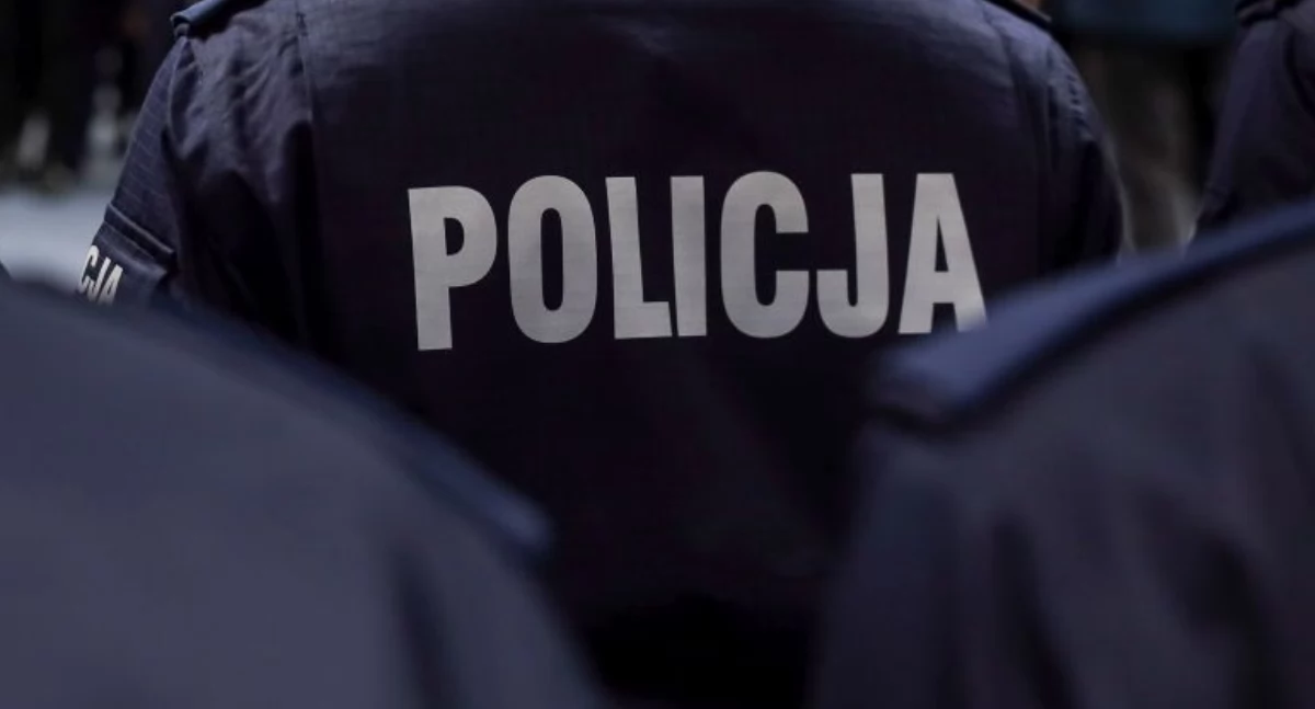 Kronika policyjna, Starachowiccy policjanci zatrzymali siedem osób ukrywających przed organami ścigania - zdjęcie, fotografia