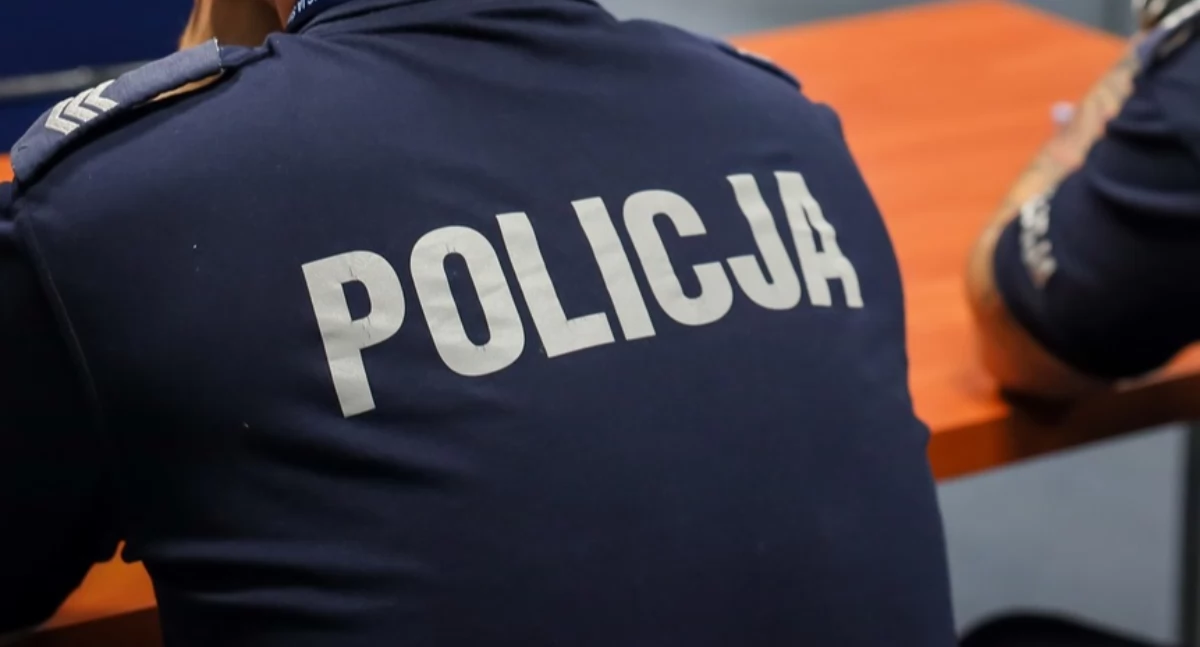 Kronika policyjna, Groził bronią innemu mężczyźnie Zatrzymany przez starachowickich policjantów - zdjęcie, fotografia