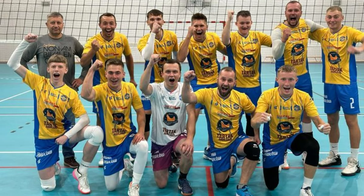 Siatkówka, Pawłów kompletem punktów koncie Beniaminek rozgrywek nowym liderem tabeli - zdjęcie, fotografia