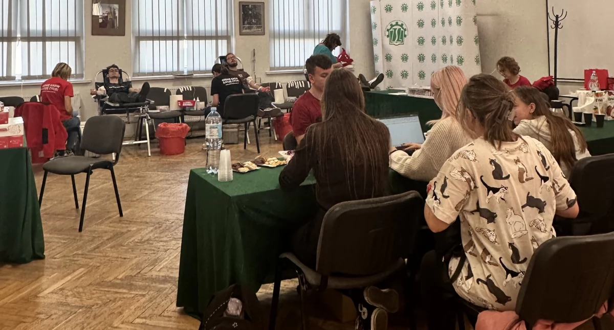 Liczna grupa młodzieży odpowiedziała na akcję zbiórki krwi