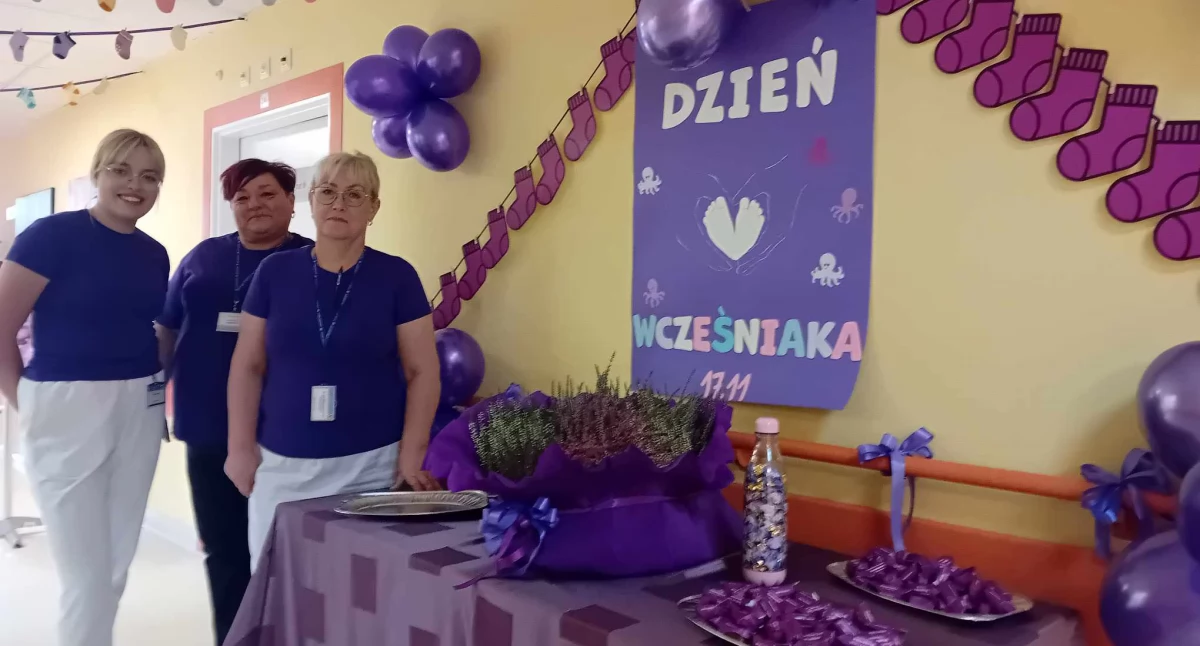 Pielęgniarki i położone Oddziału Neonatologicznego starachowickiego szpitala 